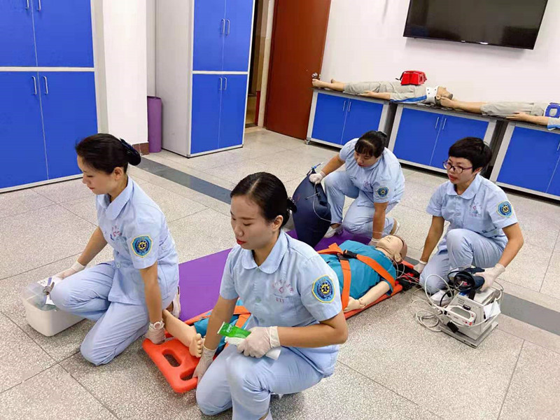 我院成功举办急诊危急重患者院内转运培训班