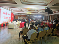 永远跟党走 ▏许鹃君参加漳州市中医院骨伤党支部援边援外专题晚会 永远跟党走 ▏许鹃君参加漳州市中医院骨伤党支部援边援外专题晚会