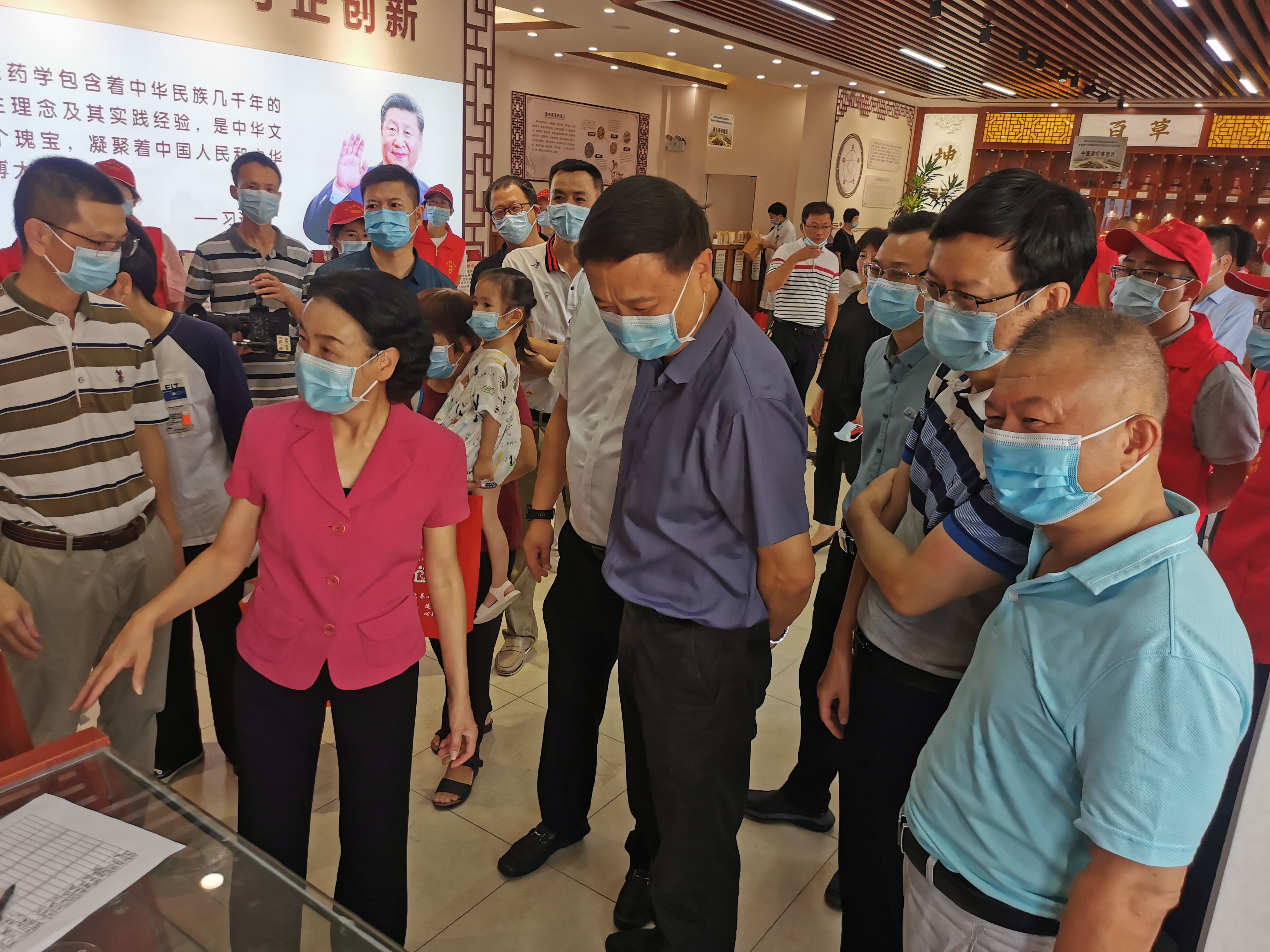 中医药法实施四周年暨大型中医义诊活动圆满结束