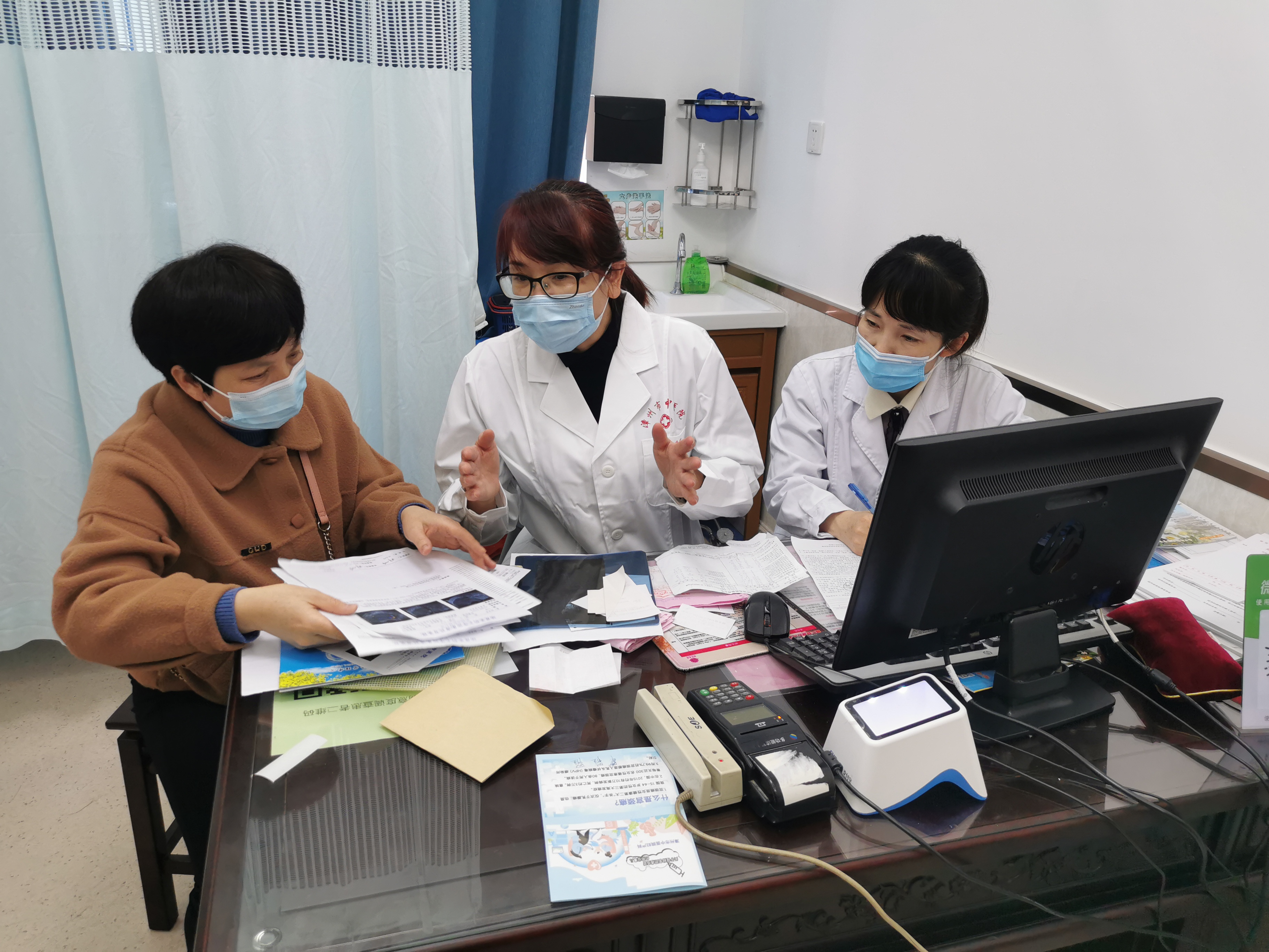 福建省妇科肿瘤防治联盟漳州基地在我院正式挂牌启动！