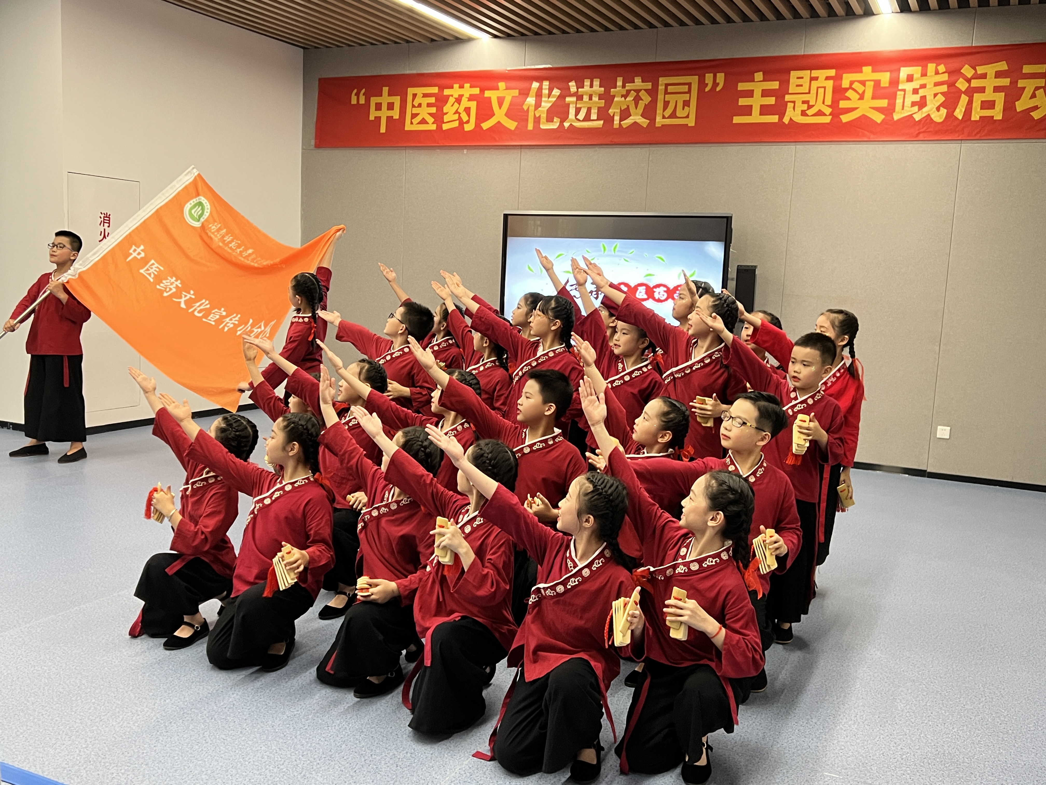 微信图片_20220428150751.jpg 微信图片_20220428150751.jpg