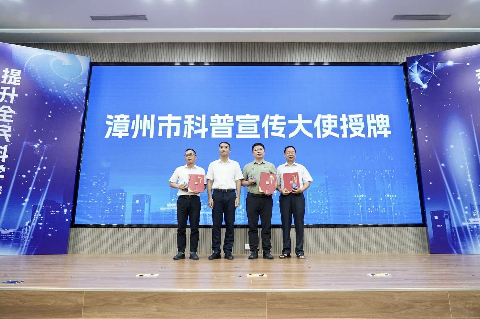 微信图片_20250916115638_1305_208.jpg