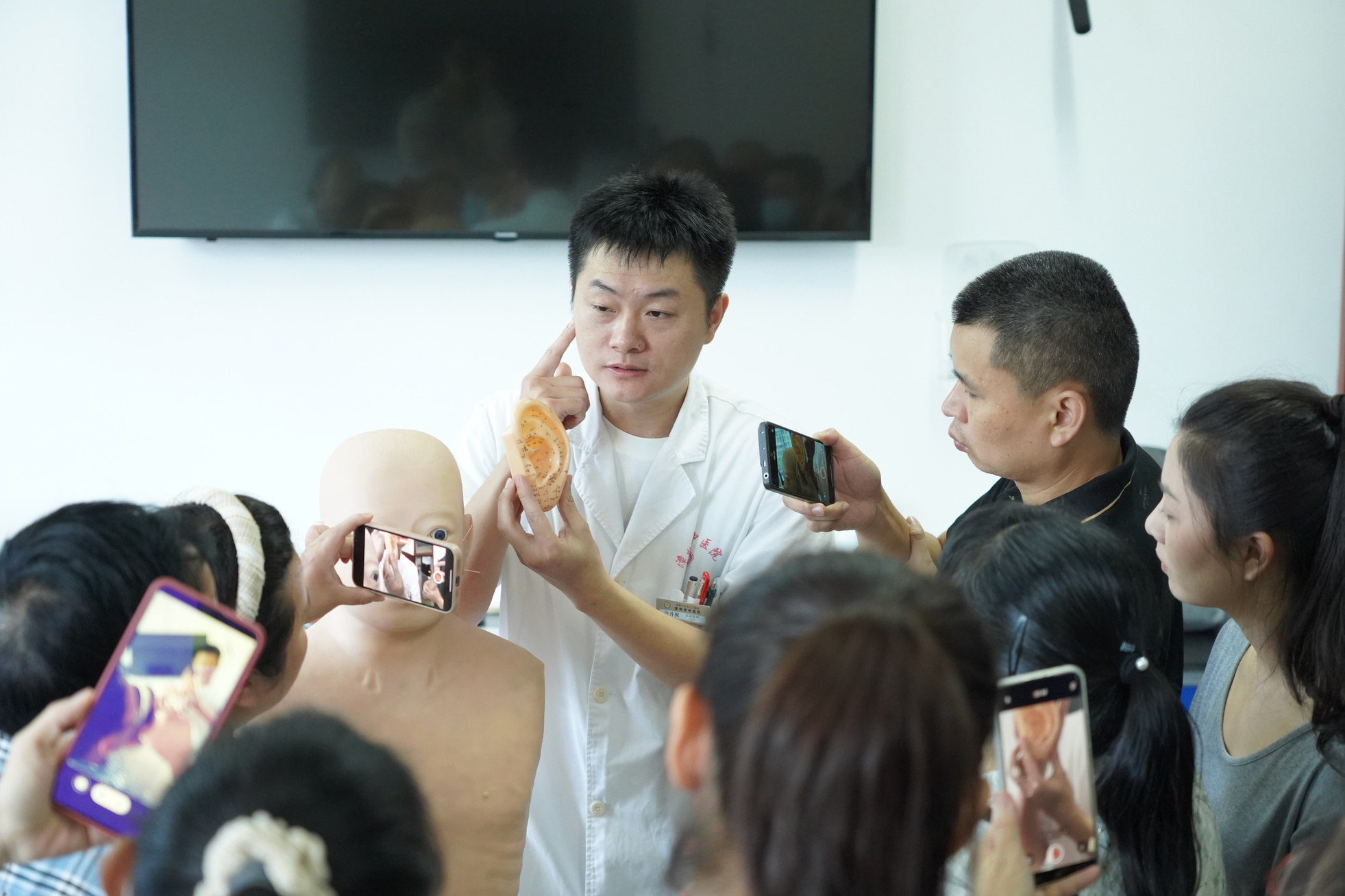 微信图片_20251031164533_1138_383.jpg 微信图片_20251031164533_1138_383.jpg