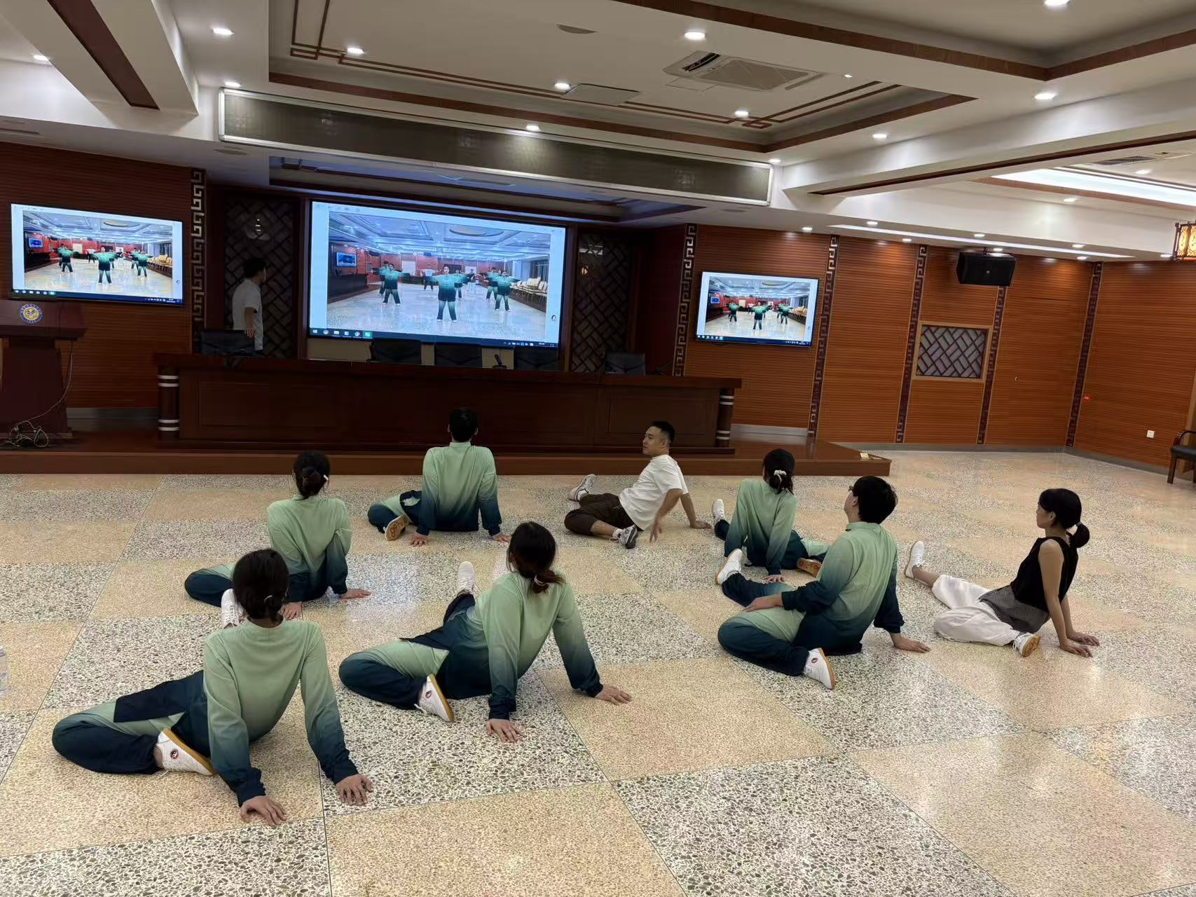 微信图片_2025-11-21_094024_978.jpg 微信图片_2025-11-21_094024_978.jpg