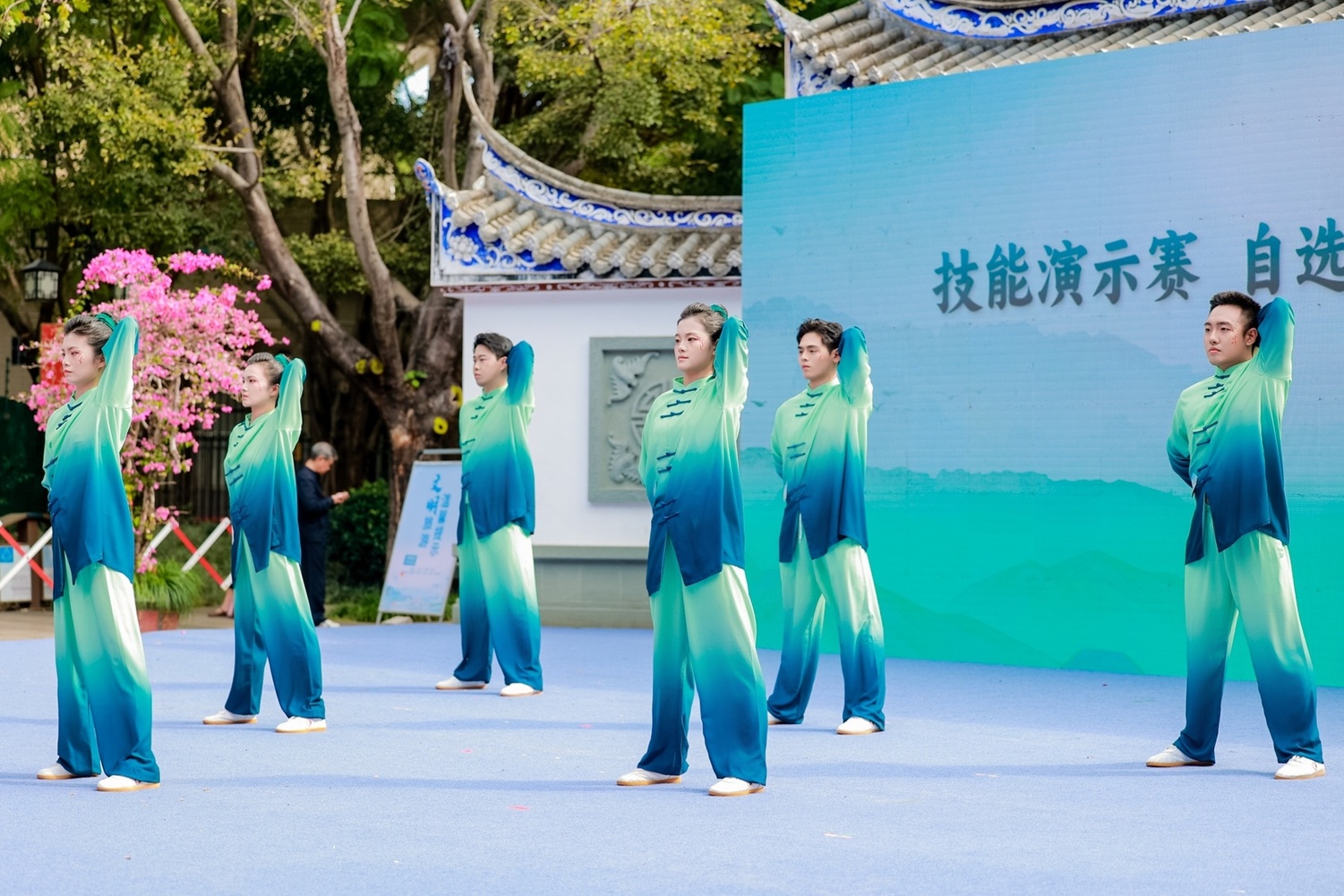 微信图片_20251120173103.jpg 微信图片_20251120173103.jpg