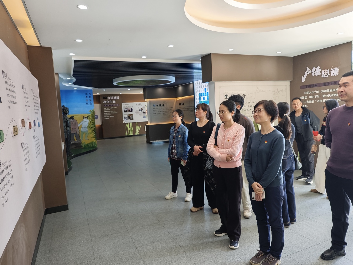 微信图片_20251223104144_3175_208.jpg 微信图片_20251223104144_3175_208.jpg