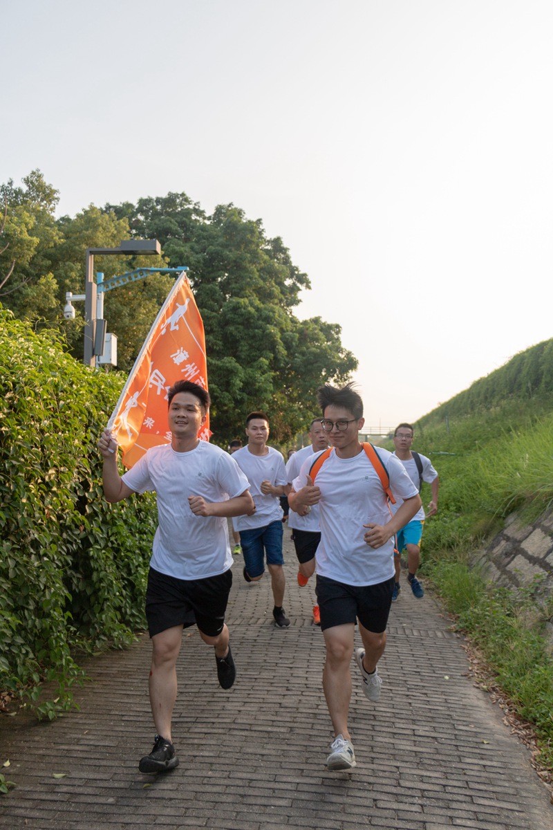 当“全民健身日”遇上“中国医师节”