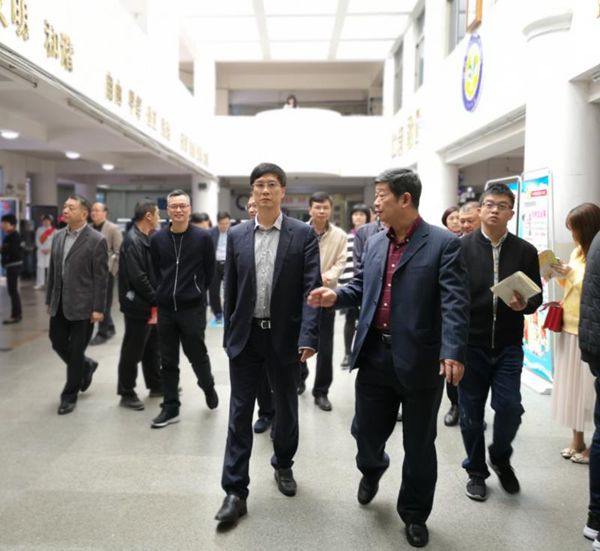 漳州市副市长兰万安莅临我院调研指导工作